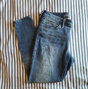 Universal Thread mid-rise skinnies
